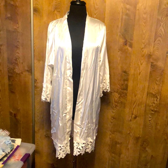 New Without Tags:  Silky Bridal Robe with belt - Picture 1 of 17